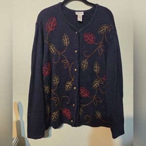 Embroidered Leaf Pattern Sweater - Navy Large VTG Crystal-Kobe